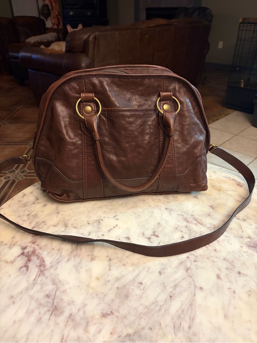 Women’s Frye like new Lucy Domed Satchel featuring antique brass hardware